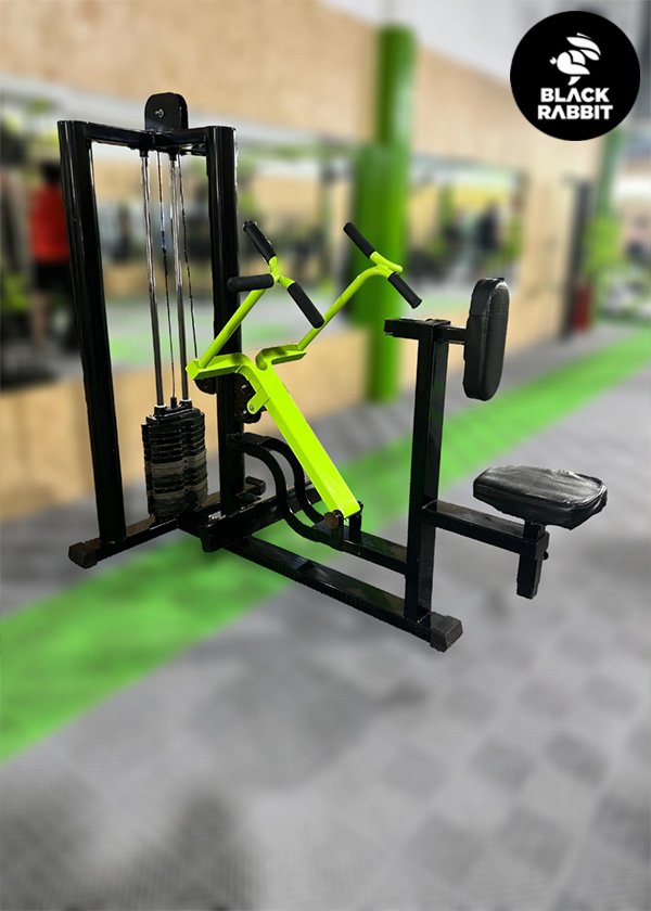 01-Remo-T-sentado-con-lingotera